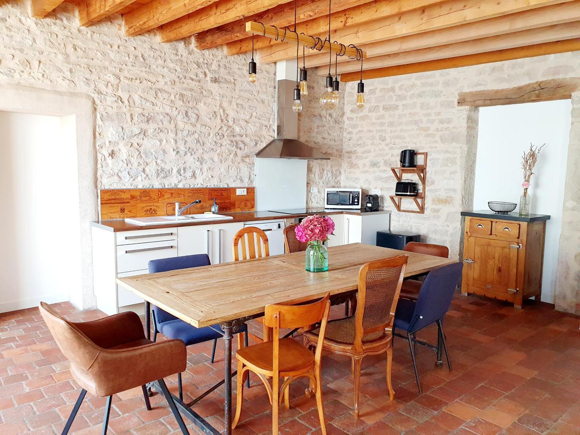 Le Pavillon Vougeot - Romanee - *